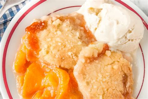 how-to-make-southern-style-cobbler-with-any-fruit image