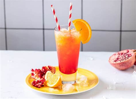 summer-sunrise-mocktail-best-easy-virgin-drink image