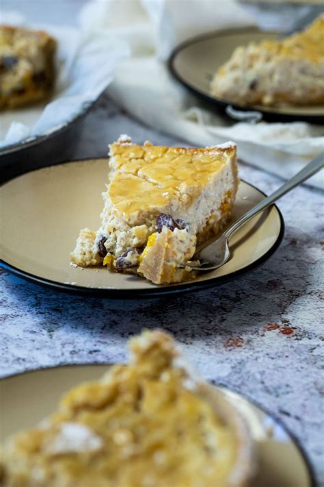 easy-vegan-rice-pudding-pie-recipe-refined-sugar-free image