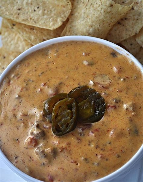 crock-pot-spicy-beef-queso-parade-entertainment image