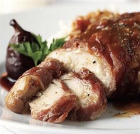 chicken-fricasse-with-figs-port-sauce-chicken image
