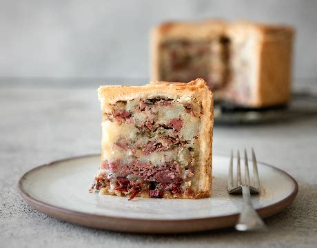 how-to-cook-corned-beef-potato-pie-farmison-co image