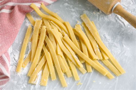 3-ingredient-homemade-gluten-free-pasta-no-machine image
