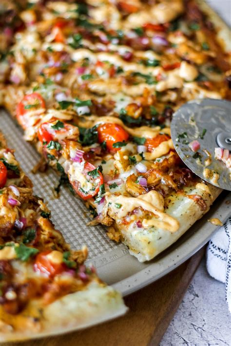 homemade-chipotle-bbq-chicken-pizza-the image