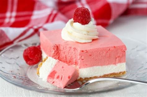 no-bake-raspberry-cream-dream-bars-365-days-of-baking image