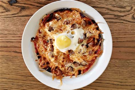 easy-sausage-and-egg-breakfast-pizza-recipe-merry-about-town image