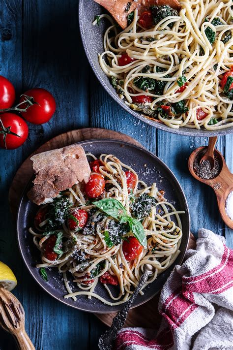 spicy-tomato-and-kale-linguine-wife-mama-foodie image