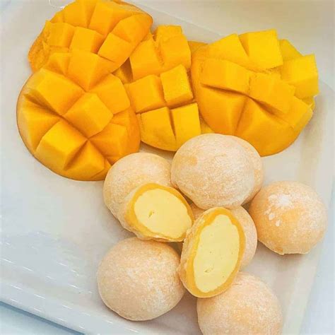 mango-mochi-recipe-fruit-mango-cream-or-ice image