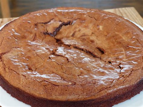 sven-epineys-chocolate-cake-little-zurich-kitchen image