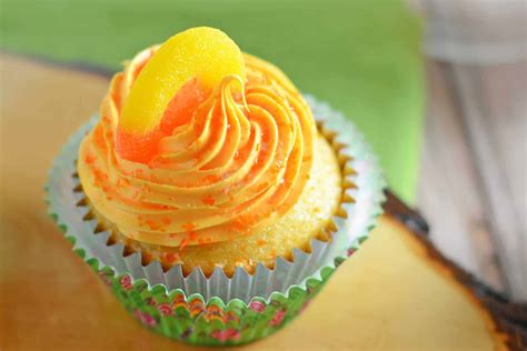peach-cupcakes-peach-stuffed-cupcakes-w-cream image