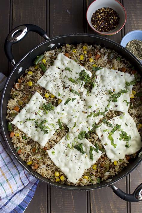 cheesy-italian-style-fried-rice-recipe-cooks-hideout image