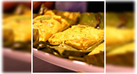 baked-fish-in-banana-leaf-recipe-times-food image