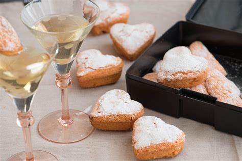 biscuits-roses-de-reims-lunchbox image