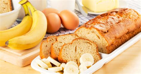 easy-banana-bread-recipe-how-to-make-moist image