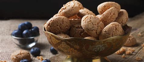 amaretti-traditional-cookie-from-italy image