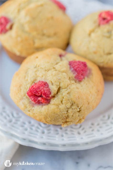 raspberry-banana-muffins-my-kitchen-craze image