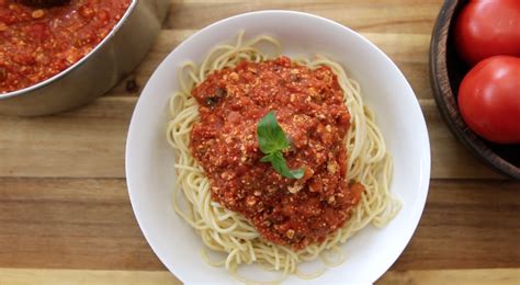 vegan-spaghetti-sauce-the-buddhist-chef image