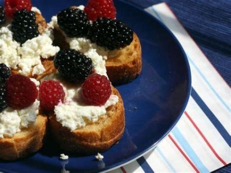 red-white-and-blue-bruschetta-recipe-devour-cooking image