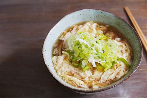 egg-drop-noodle-soup-tamago-toji-udon-dans-la-lune image