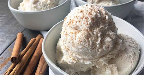 cinnamon-and-honey-homemade-ice-cream image