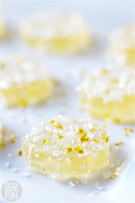 sparkling-jello-jigglers-easy-new-years-eve-dessert image