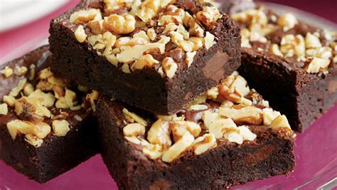 double-chocolate-chunk-fudge-brownies image