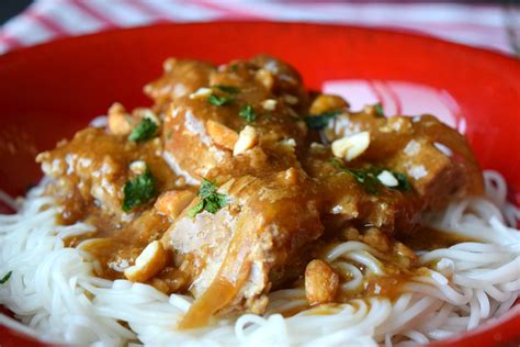 slow-cooker-pork-satay-with-rice-noodles-who image