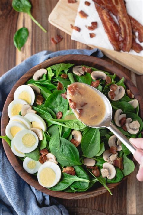 spinach-salad-with-warm-bacon-dressing-low-carb image