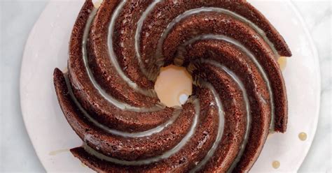 cider-and-5-spice-bundt-cake-the-happy-foodie image