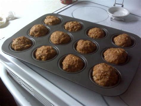 turkey-oatmeal-meatloaf-muffins image