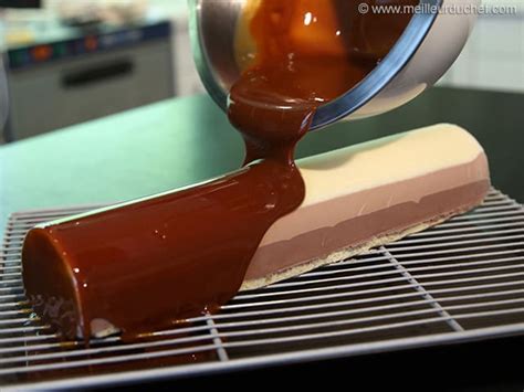 glossy-caramel-icing-our-recipe-with-photos image