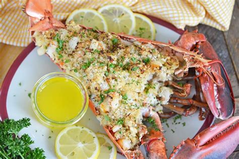 best-whole-stuffed-lobster-recipe-easy-baked-stuffed image