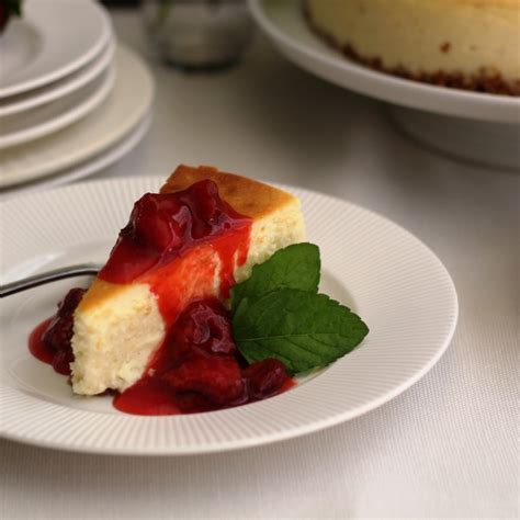 simply-delicious-new-york-style-cheesecake-with image