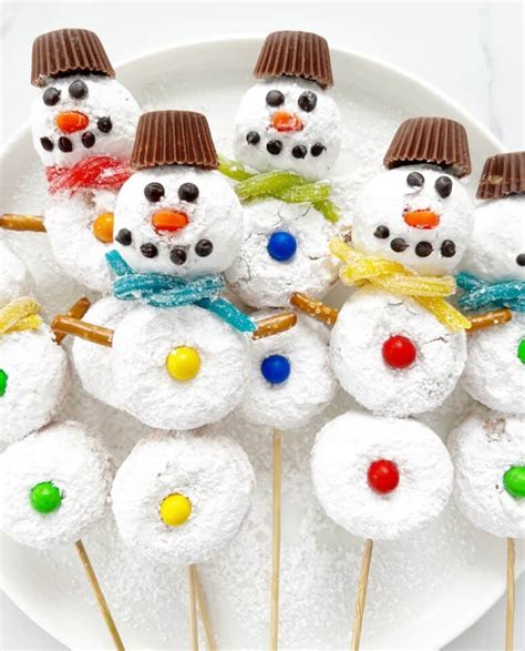 these-easy-adorable-snowman-donuts-are-a-festive image