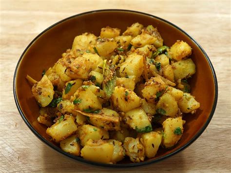 aloo-jeera-potatoes-with-cumin-seeds-manjulas image