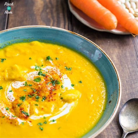 carrot-and-butter-bean-soup-pinch-of-nom image