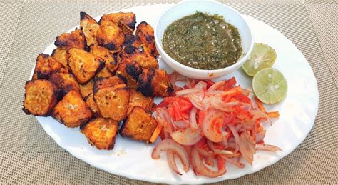 how-to-make-chicken-tikka-kebabs-at-home-without-a image