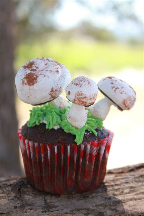 toadstool-cupcakes-girl-inspired image