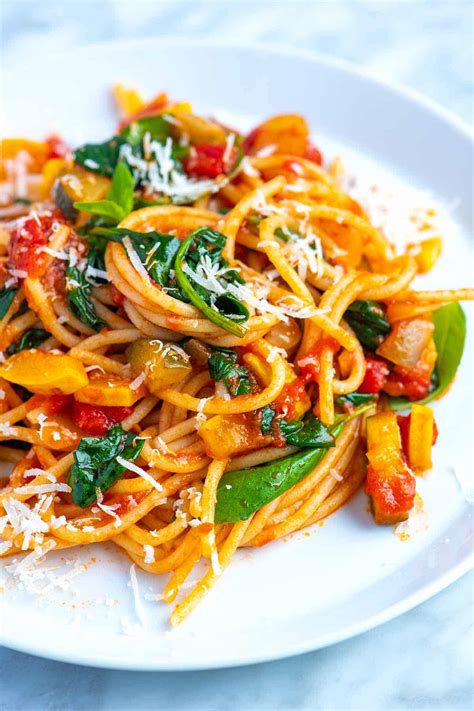 fresh-and-easy-veggie-spaghetti image