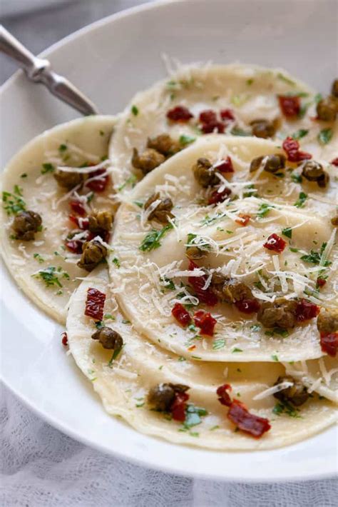 easy-artichoke-ravioli-with-sun-dried-tomatoes-and-fried image