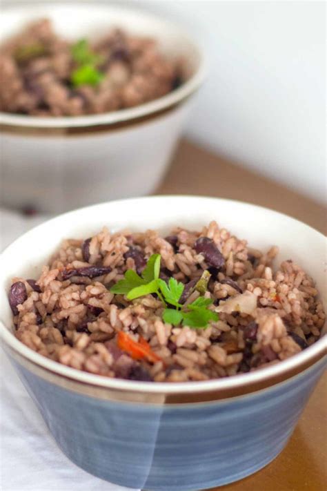 arroz-congr-traditional-cuban-recipe-196-flavors image