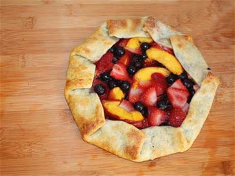 10-minute-rustic-fruit-tart-tasty-kitchen-a-happy image