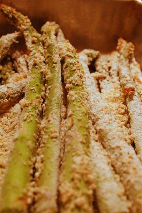 baked-asparagus-fries-with-garlic-aioli-sauce-daily image