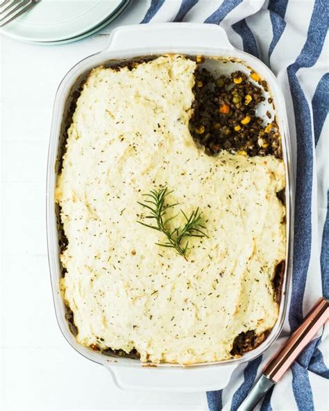 vegetarian-shepherds-pie-with-french-lentils-a-couple image