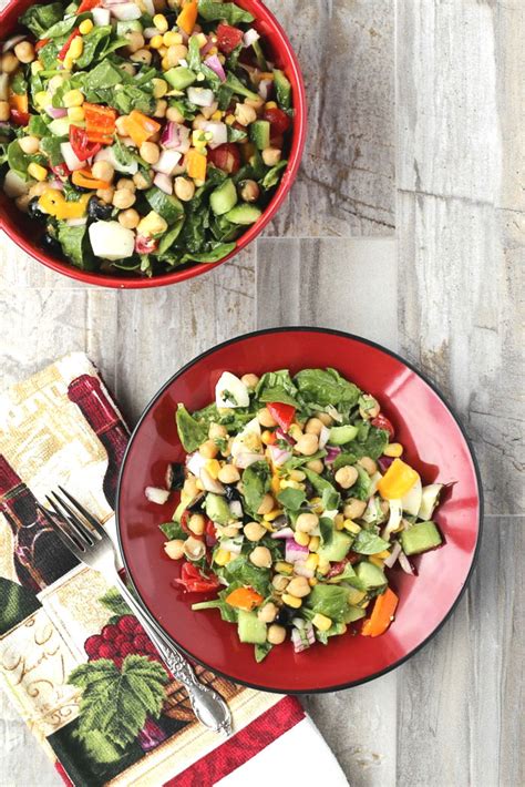 how-to-make-a-colorful-greek-chopped-salad-for image
