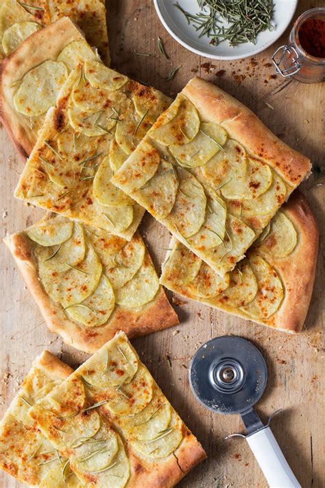 vegan-potato-pizza-with-rosemary-potluck-at-oh-my image
