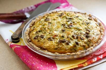 oat-almond-pie-crust-tasty-kitchen-blog image