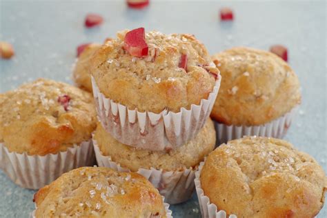 healthy-rhubarb-muffins-ww-friendly-food image
