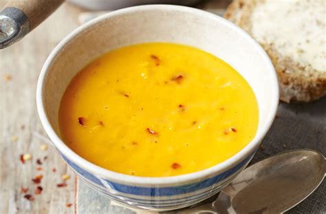 sweet-potato-chilli-and-lime-soup-tesco-real-food image
