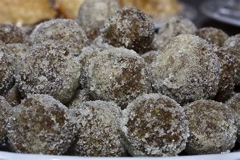 biscuit-balls-with-mascarpone-recipe-onejivecom image